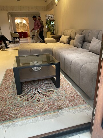 3 BHK Apartment For Rent in Lavelle Road