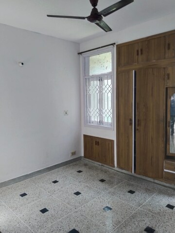 3 BHK Apartment For Rent in Sector 6 Dwarka