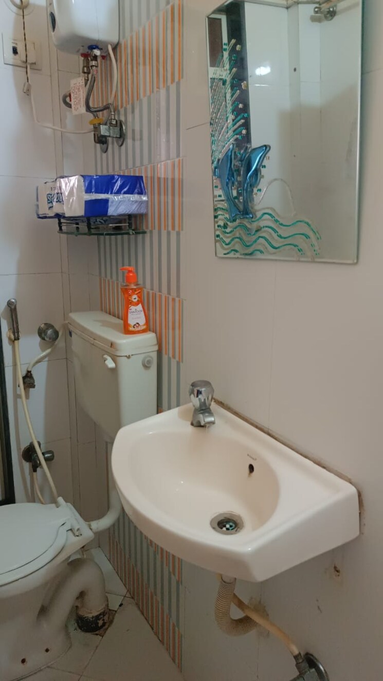 Bathroom, gagangiri-complex 2 Bedroom 655 Sq.Ft. Apartment In Dahisar West Mumbai 9445788