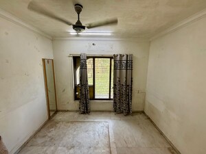 Bedroom in 2 BHK Apartment at Sindhi Society, Chembur – for Rent