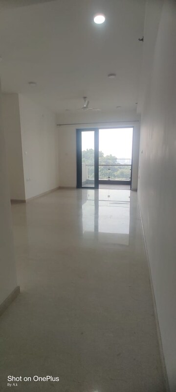 2 BHK Apartment For Rent in Shapoorji Pallonji Vicinia, Powai
