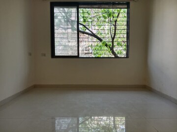 Room in 2 BHK Apartment at Jb Nagar – for Rent