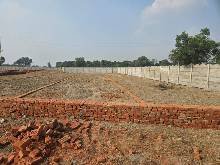 undefined, arv-park  810 Sq.Ft. Plot In Sector 63 Noida 9473982