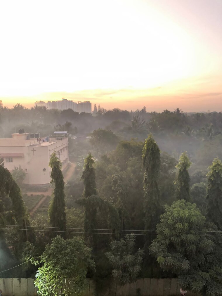 Master Bedroom, dsr-white-waters 3 Bedroom 1589 Sq.Ft. Apartment In Gunjur Bangalore 9473999