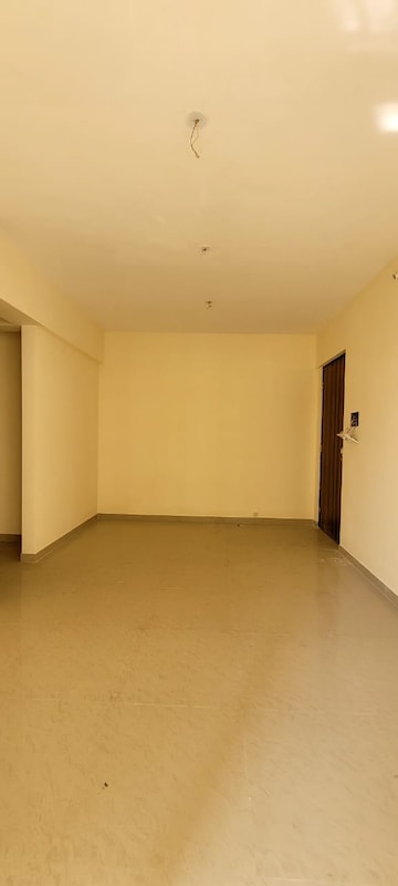  Shop For Rent in Gala One Panchpakhadi, Thane West