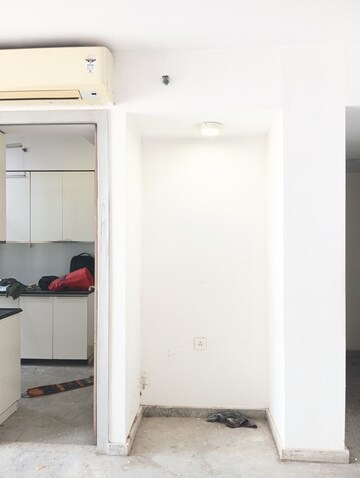 Room in 2 BHK Apartment at Lodha New Cuffe Parade, Wadala – for Rent