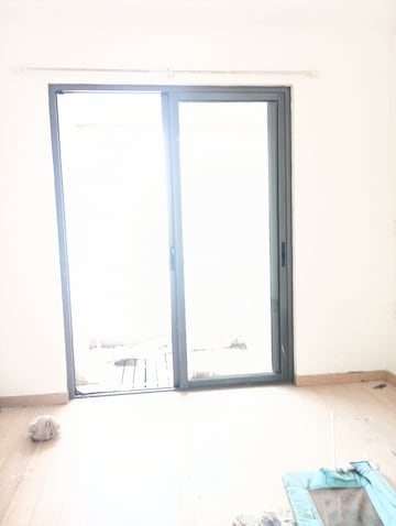 Room in 2 BHK Apartment at Lodha New Cuffe Parade, Wadala – for Rent