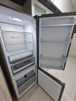 Furnished Amenities in 2 BHK Apartment at Ganga Sarovar, Wadgaon Sheri – for Rent