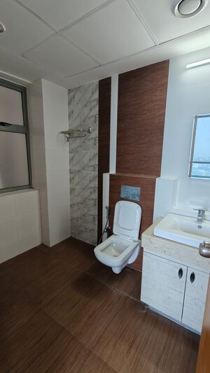 Bathroom in 3.5 BHK Apartment at Mantri Pinnacle, Hulimavu – for Rent