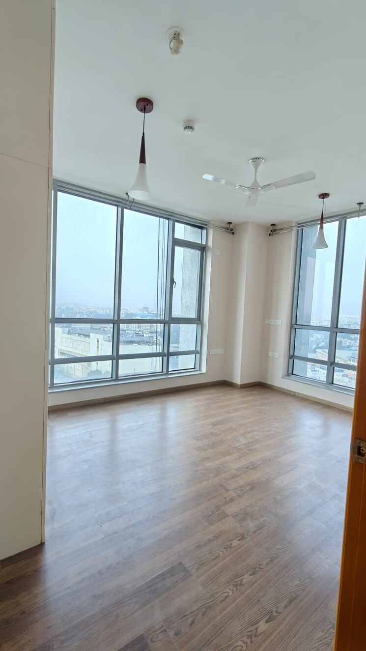 Room, mantri-pinnacle 3.5 Bedroom 2200 Sq.Ft. Apartment In Hulimavu Bangalore 9474088