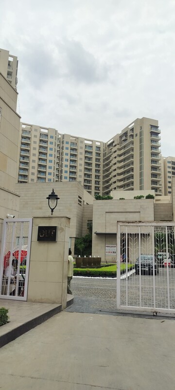 4 BHK Apartment – Exterior View View at Ambience Creacions, Sector 22 - for Rent