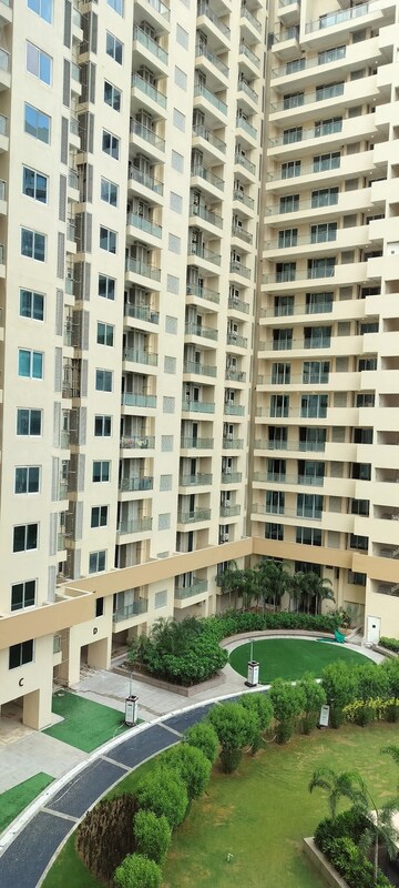 4 BHK Apartment – Exterior View View at Ambience Creacions, Sector 22 - for Rent