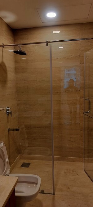Bathroom in 4 BHK Apartment at Ambience Creacions, Sector 22 – for Rent