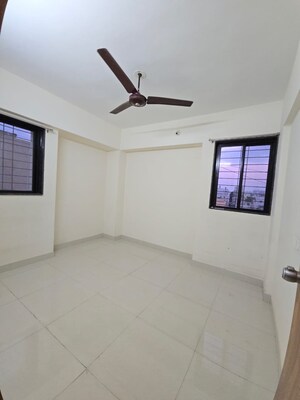 Room in 1 BHK Apartment at Kumar Palaash A, Wadgaon Sheri – for Rent