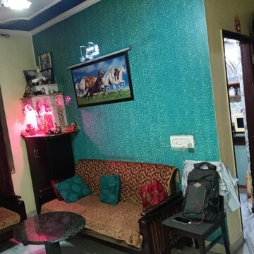 Bedroom in 2 BHK Builder Floor at Ashoka Enclave 3, Sector 35 – for Rent