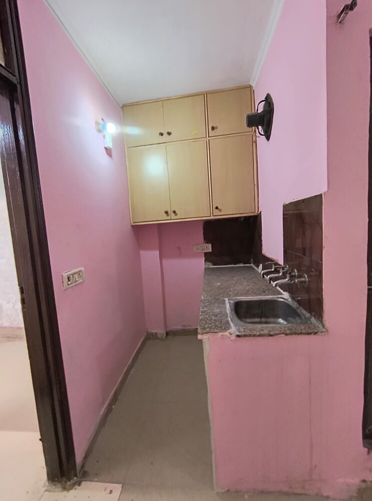 Kitchen, govindpuri 1 Bedroom 450 Sq.Ft. Builder Floor In Govindpuri Delhi 9474155