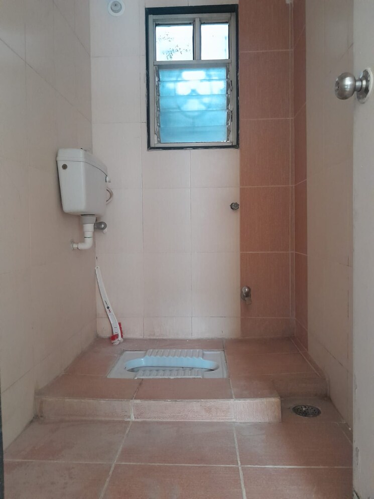 Bathroom, ram-india-green-divine 2 Bedroom 810 Sq.Ft. Apartment In Hadapsar Pune 9474178