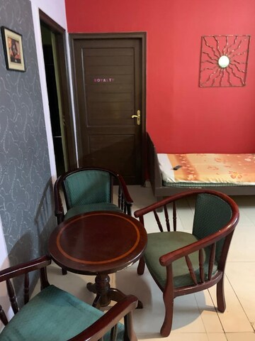 Master Bedroom in 3 BHK Builder Floor at RWA Apartments Sector 72, Sector 72 – for Sale