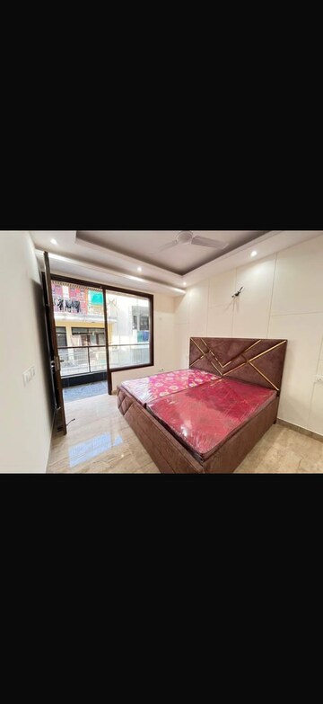 Bedroom in 3 BHK Builder Floor at Saket – for Rent