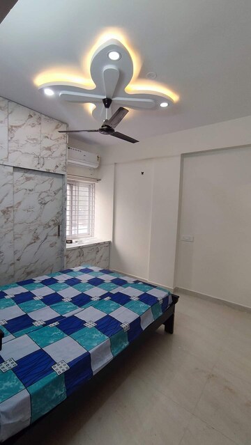 Bedroom in 2 BHK Builder Floor at Kondapur – for Rent