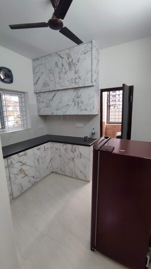 Bedroom in 2 BHK Builder Floor at Kondapur – for Rent