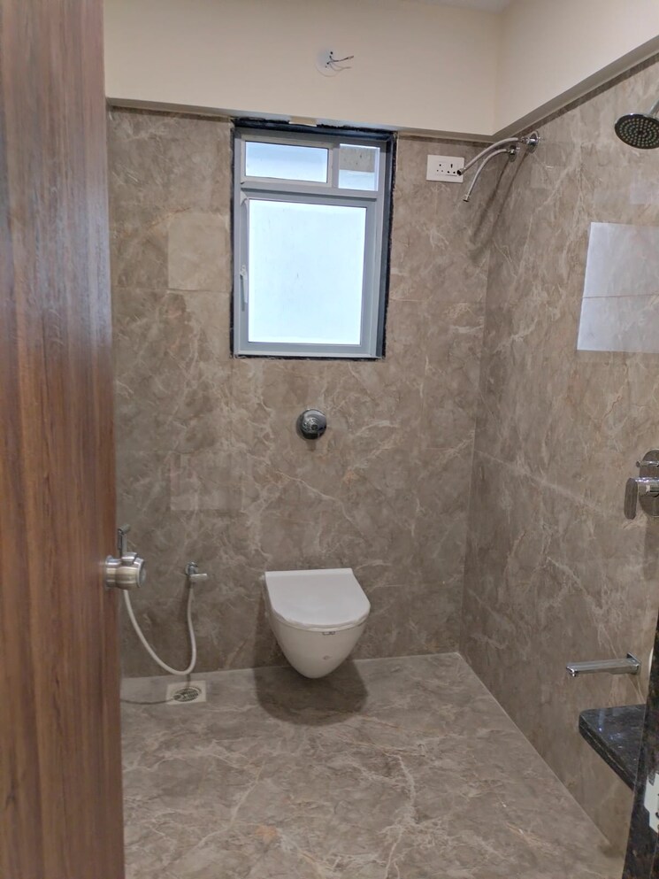 Bathroom, silicon-park 1 Bedroom 450 Sq.Ft. Apartment In Malad West Mumbai 9474200