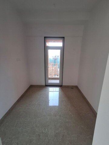 Bedroom in 5 BHK Apartment at Chembur – for Sale