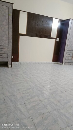 2 BHK Builder Floor For Rent in Espire Towers, Sector 37