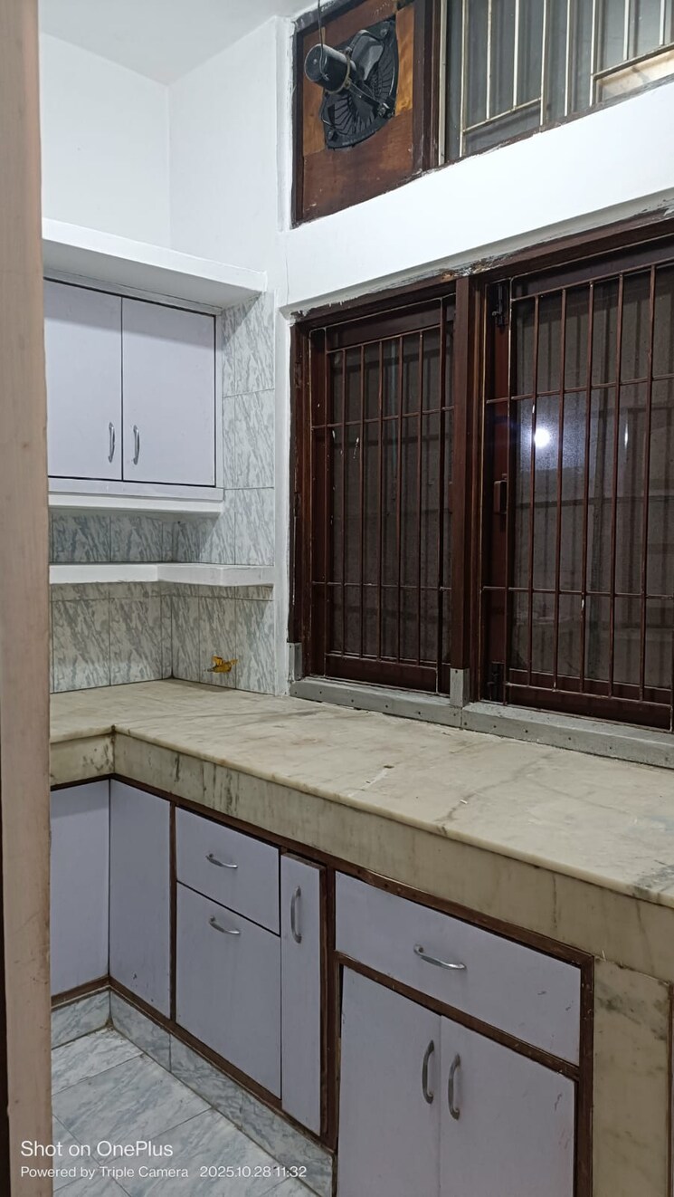 Room, espire-towers 2 Bedroom 1250 Sq.Ft. Builder Floor In Sector 37 Faridabad 9474234