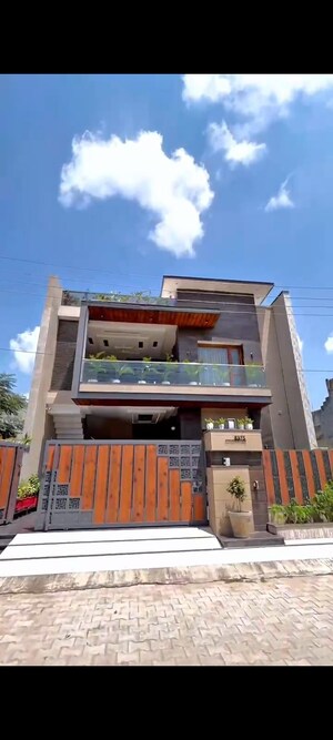 4 BHK Independent House For Sale in Sector 125
