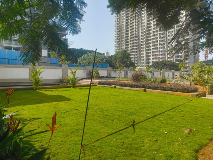 Garden, sarsan-nancy-hillview 2 Bedroom 852 Sq.Ft. Apartment In Baner Pune 9474278