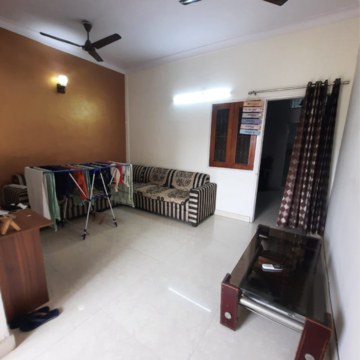 Living Room in 2 BHK Builder Floor at Malviya Nagar – for Rent