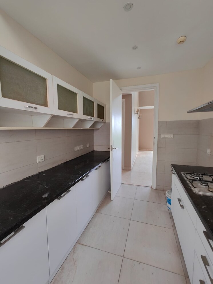 Kitchen, ireo-the-grand-arch 2 Bedroom 1595 Sq.Ft. Apartment In Sector 58 Gurgaon 9474301