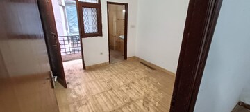 Room in 1 BHK Builder Floor at Saket – for Rent