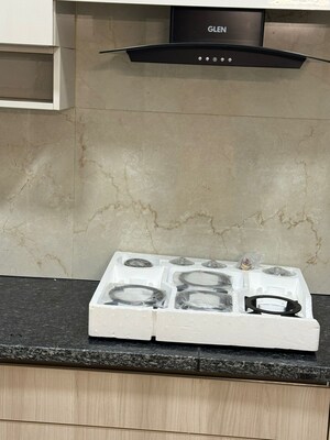 Bedroom in 3 BHK Builder Floor at Smart World Orchard, Sector 61 – for Rent