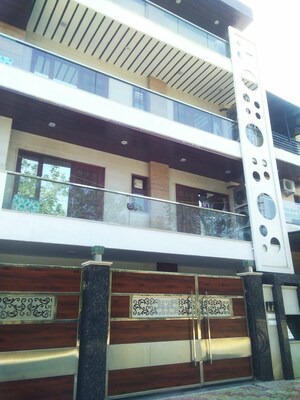 2 BHK Builder Floor – Exterior View View at Royal Homez, Sector 43 - for Rent