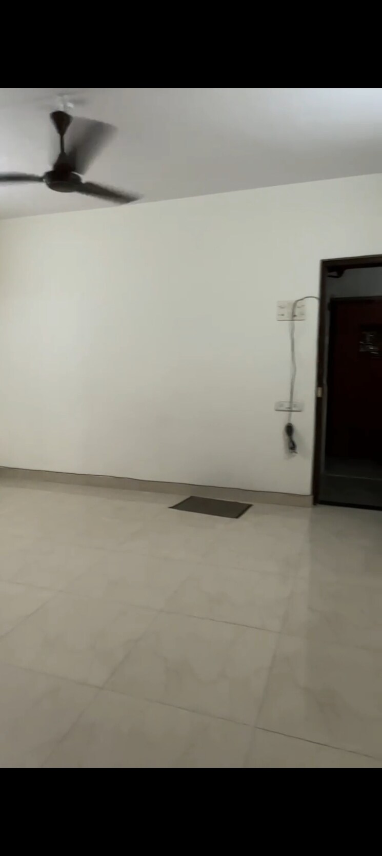 Room, ic colony 2 Bedroom 630 Sq.Ft. Apartment In Ic Colony Mumbai 9474336