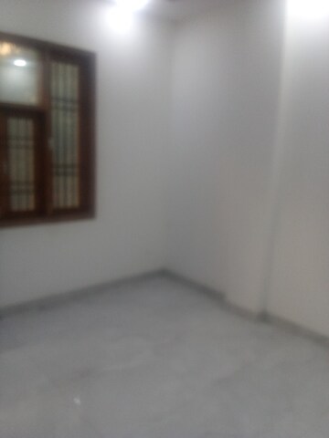 Room in 2 BHK Builder Floor at Rohini Sector 24 – for Rent