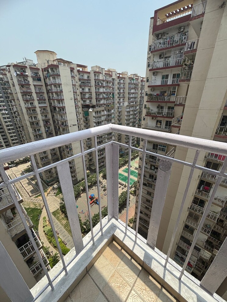 Balcony, nirala-greenshire 2 Bedroom 950 Sq.Ft. Apartment In Sector 2 Greater Noida Greater Noida 9474325
