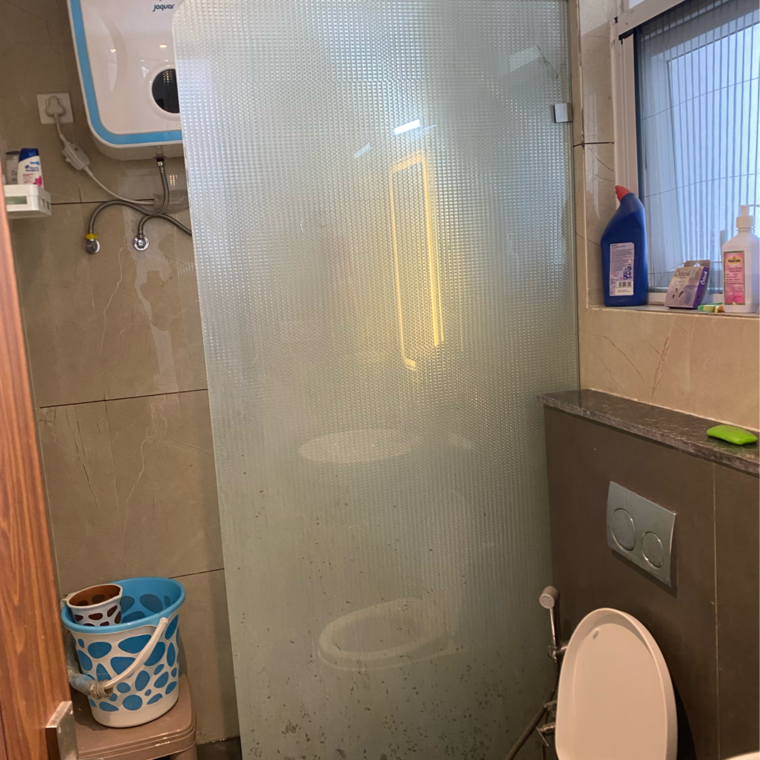 Bathroom, allwin-el-spazia 3 Bedroom 1635 Sq.Ft. Apartment In Nagla Road Zirakpur 9474340