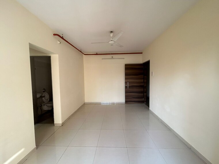 Room, hiranandani-estate-queens 1 Bedroom 350 Sq.Ft. Apartment In Ghodbunder Road Thane 9474342