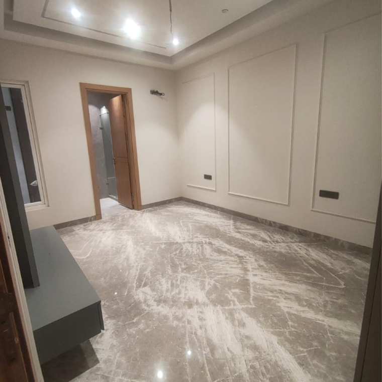 Room, vikas puri 3 Bedroom 200 Sq.Yd. Builder Floor In Vikas Puri Delhi 9474447