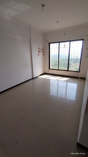 1 BHK Apartment For Rent in Kandivali West