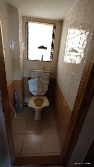 Bedroom in 1 BHK Apartment at Kandivali West – for Rent