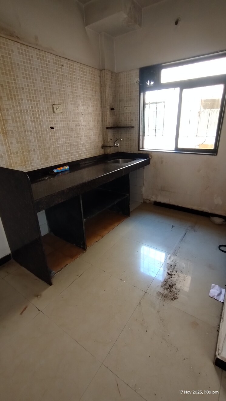 Kitchen, kandivali west 1 Bedroom 580 Sq.Ft. Apartment In Kandivali West Mumbai 9474375