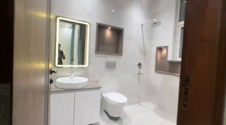 Bathroom, sector 83 3 Bedroom 1900 Sq.Ft. Apartment In Sector 83 Faridabad 9474384