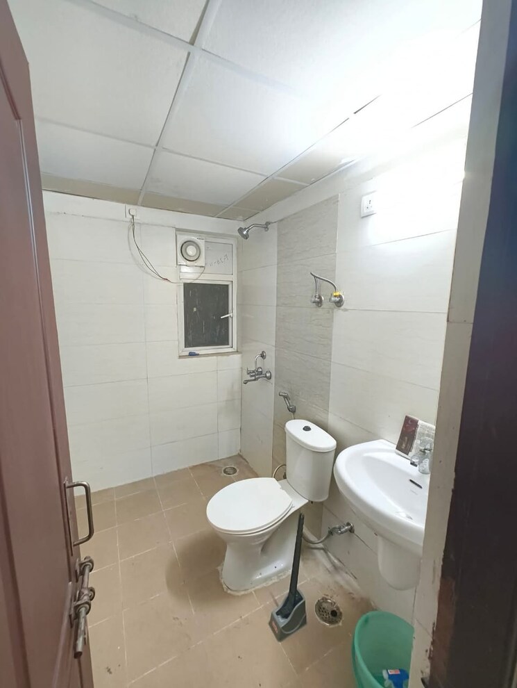 Bathroom, geeta-gold-fusion 1 Bedroom 550 Sq.Ft. Apartment In Kharadi Pune 9474373