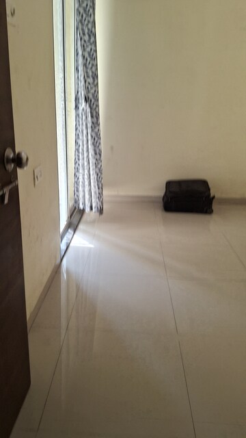 Master Bedroom in 2 BHK Apartment at Platinum Regalo, Ulwe – for Rent