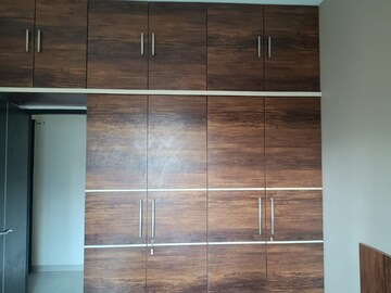 Room in 1 BHK Apartment at Hiranandani Estate Villa Carino, Thane West – for Rent