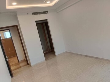 3 BHK Apartment For Rent in Ambience Creacions, Sector 22